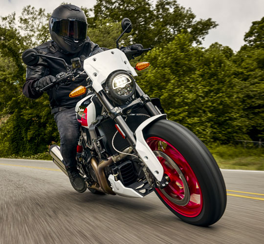 Sebevědomá jízdní pozice